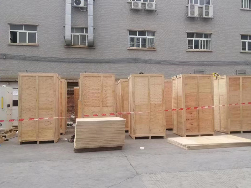 出(chu)口越(yue)南真(zhen)空免(mian)檢木(mu)箱