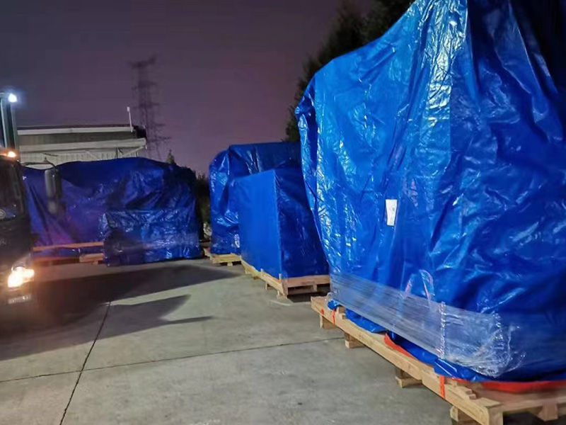 廣州韓(han)國LG搬遷(qian)防雨真(zhen)空包裝(zhuang)