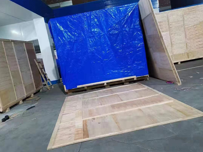 重(zhong)型加固(gu)木箱