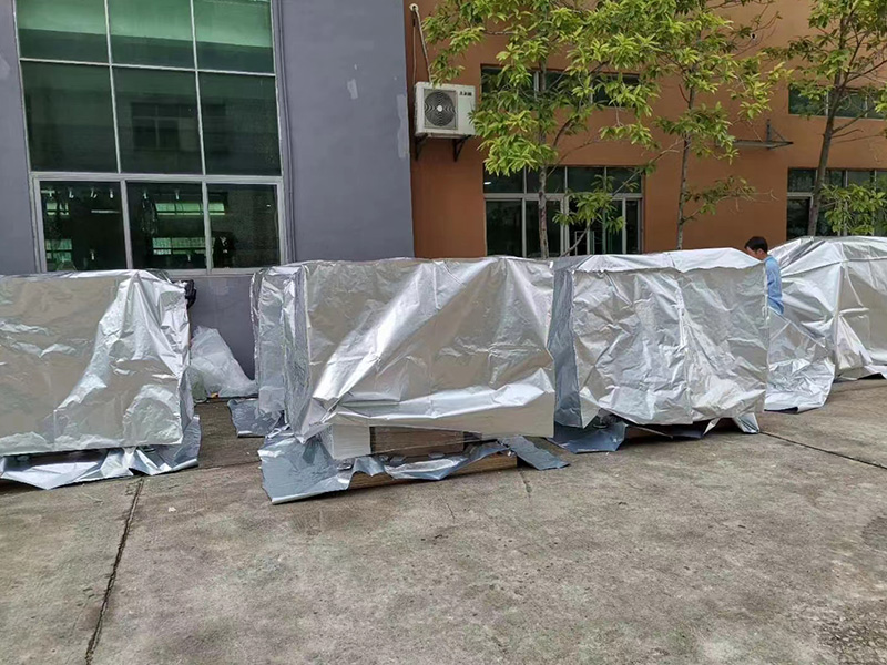 深(shen)圳福永自(zi)動化設備(bei)出口真空(kong)包裝